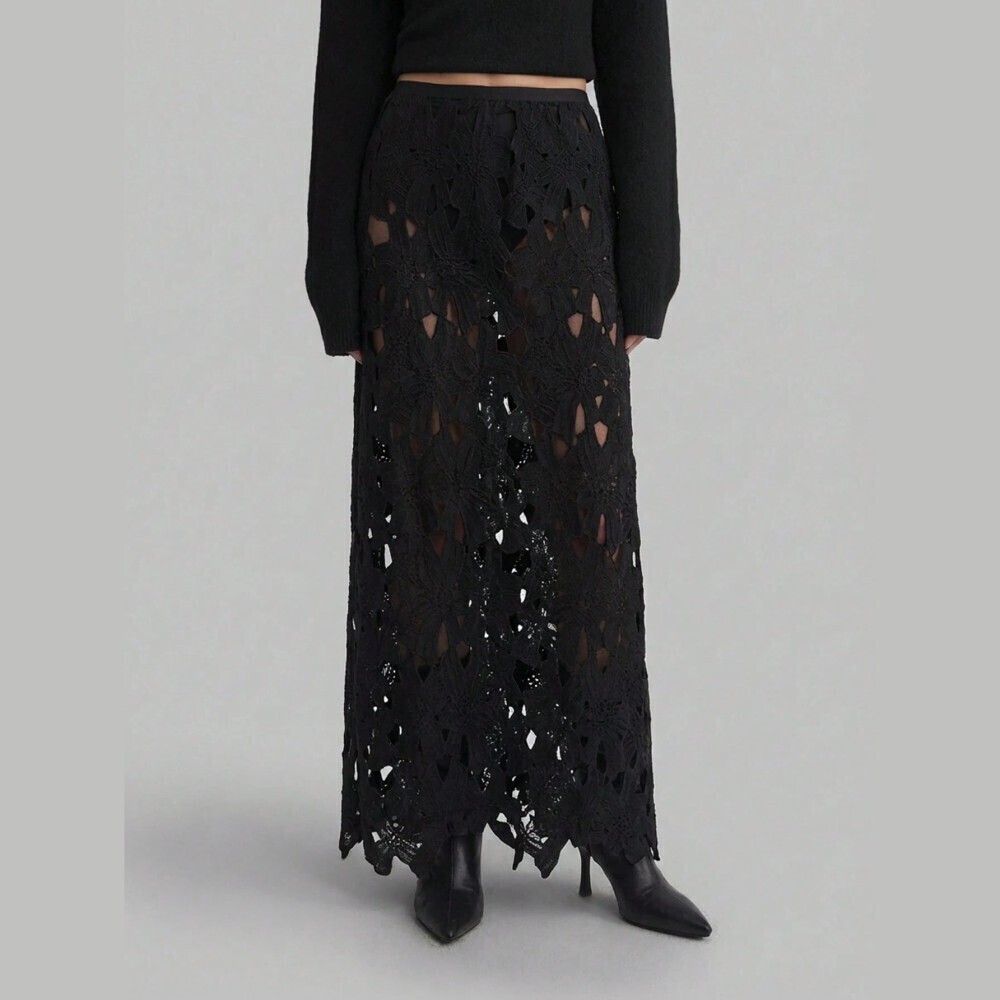 Black Floral Crochet Lace Cutout Scalloped Hem Maxi Skirt